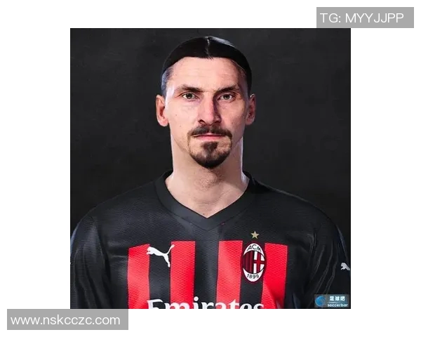 黑色系足球球星头像展现男性力量与沉稳气质魅力