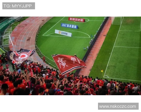 石家庄足球球星成长之路与中超舞台的精彩表现 石家庄足球球星成长之路与中超舞台的精彩表现